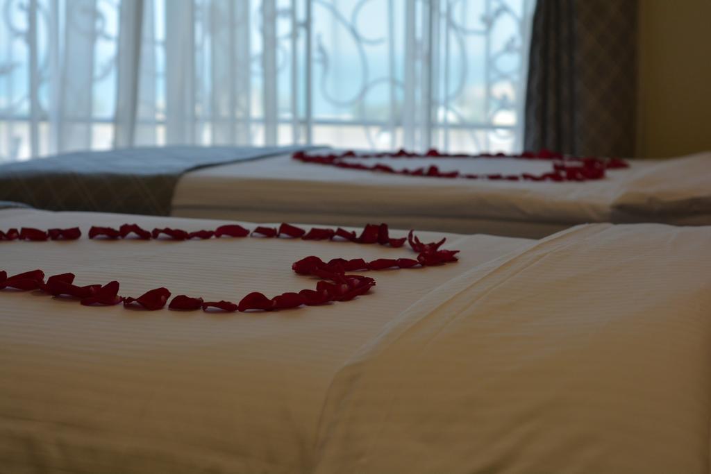 Adams Hotel Кувейт Экстерьер фото