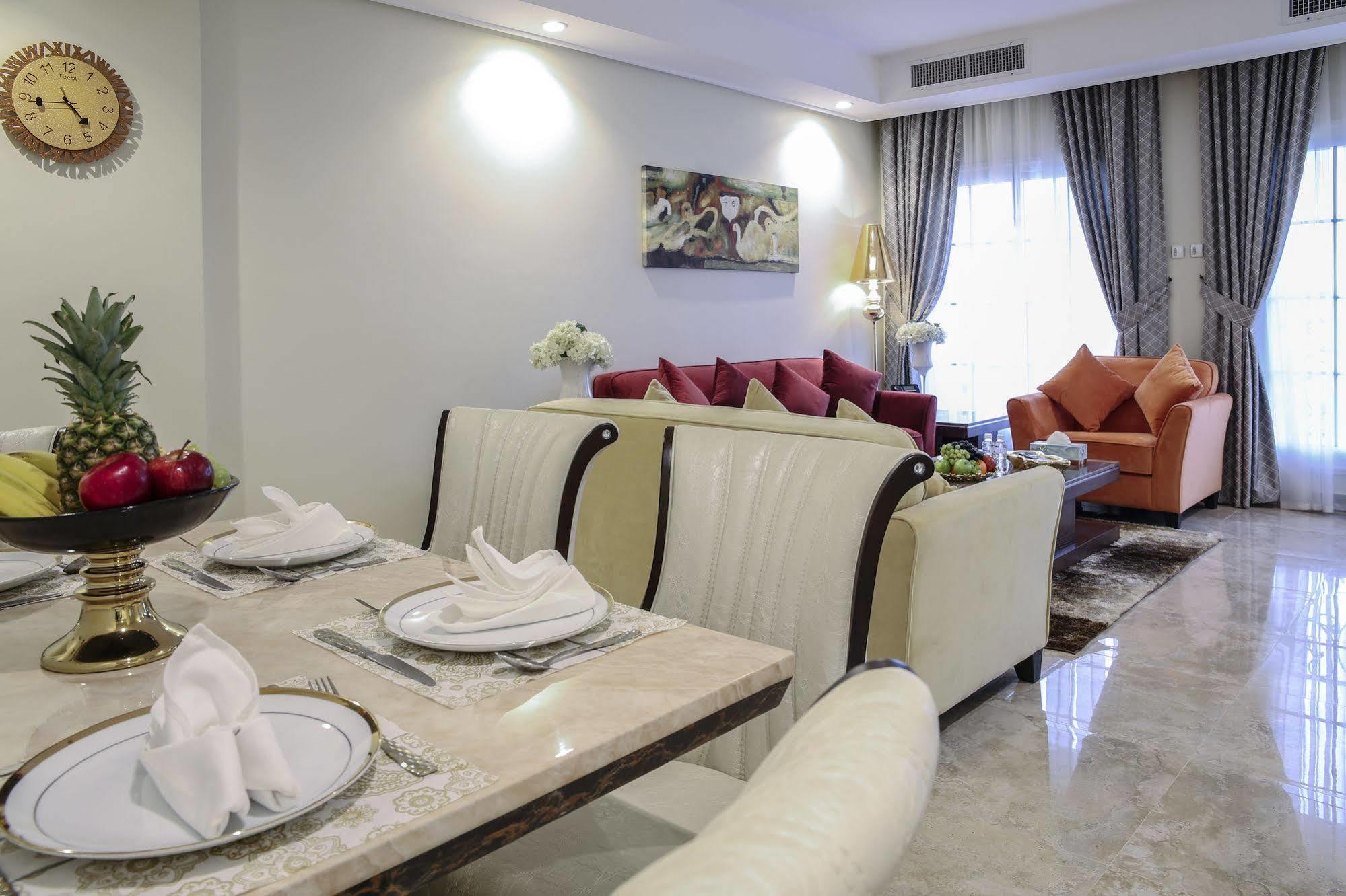 Adams Hotel Кувейт Экстерьер фото