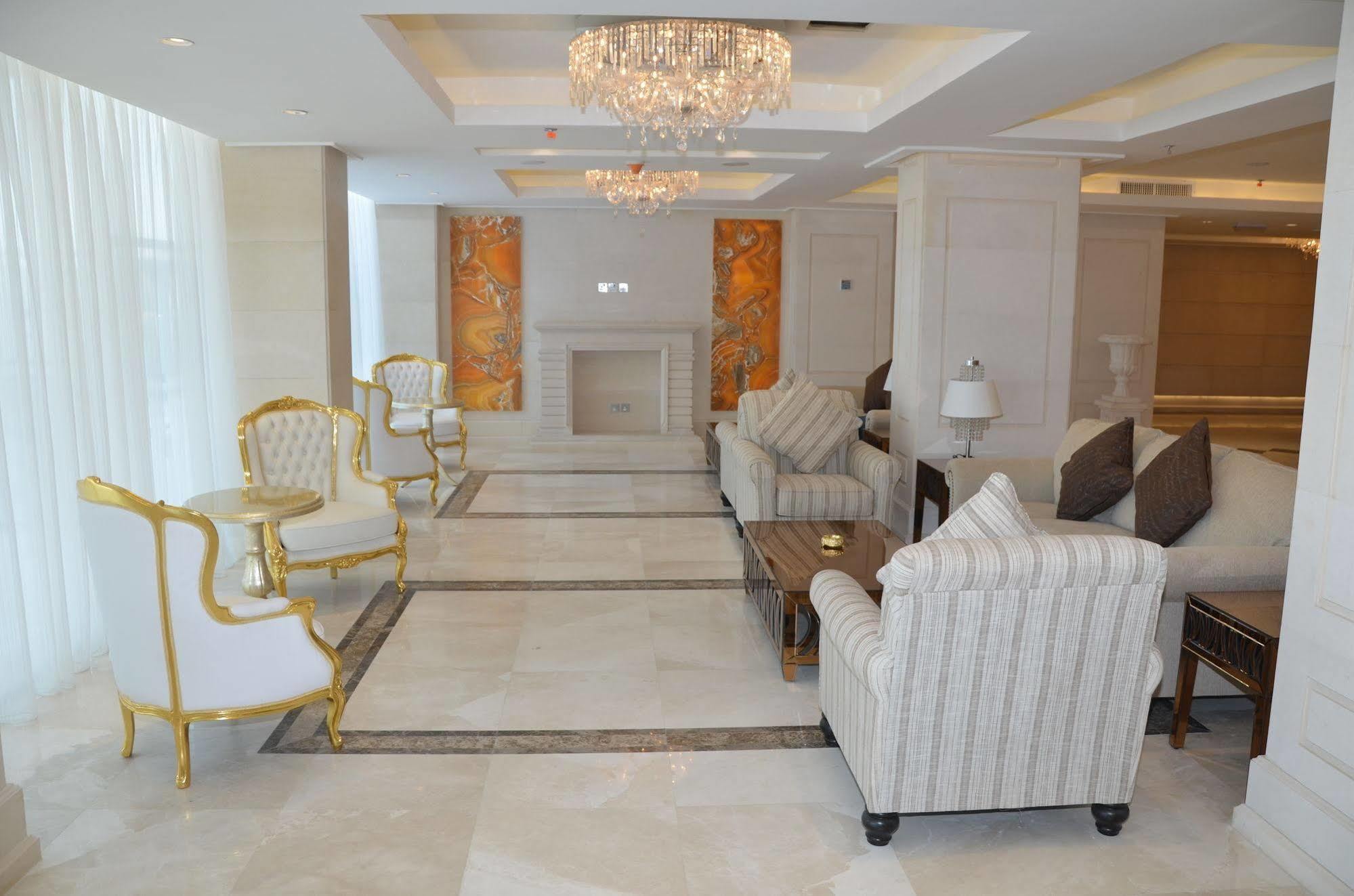Adams Hotel Кувейт Экстерьер фото